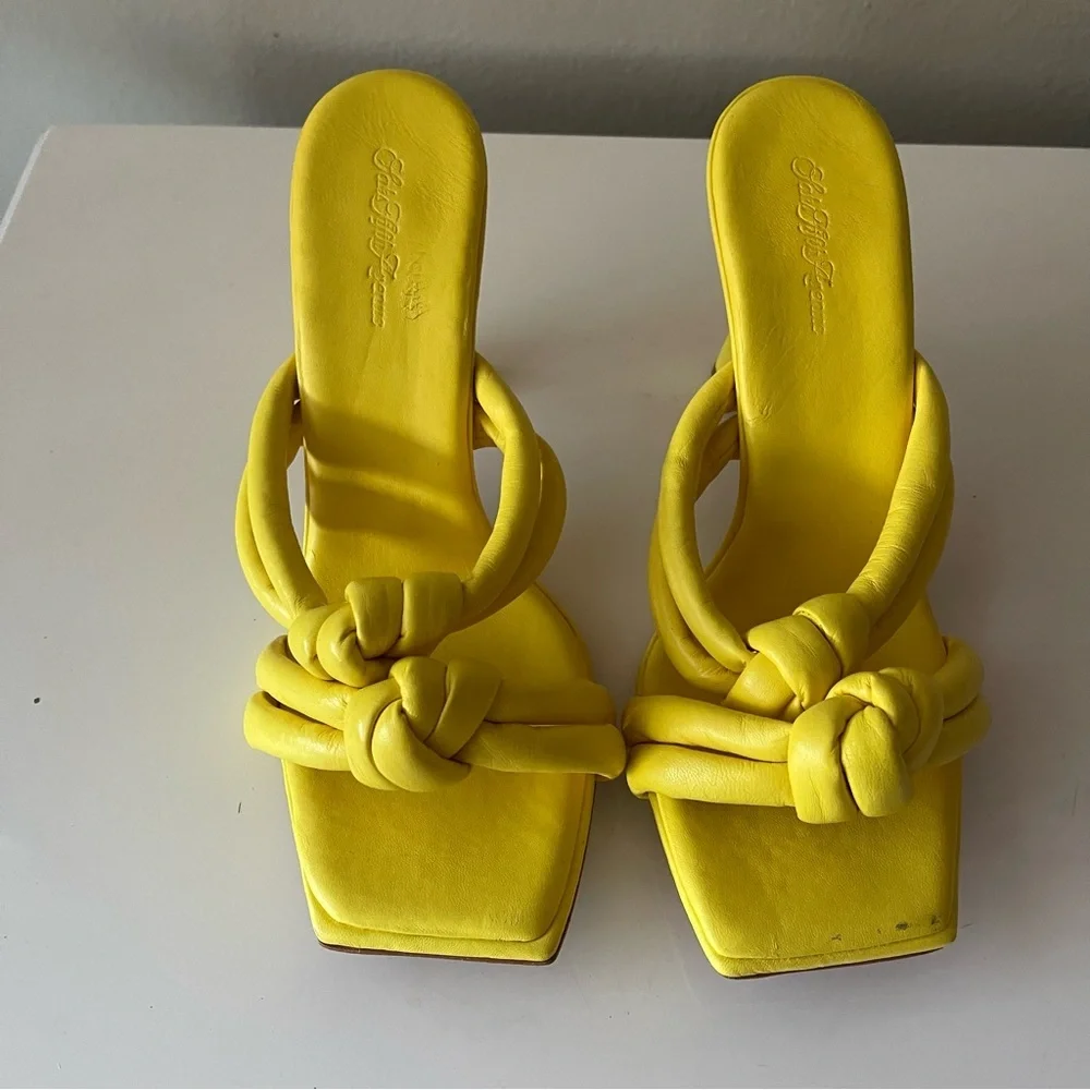 SAKS FITH AVENUE Colletion‎ leather knot heels